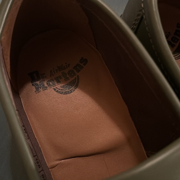 Dr Martens loafers worn once - Picture 4 of 4